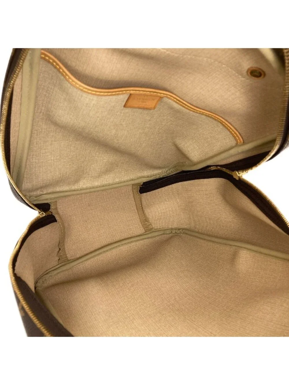 Louis Vuitton Excursion Handbag Monogram Canvas